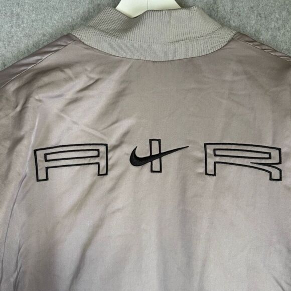 Nike Air Therma-Fit Women’s Bomber Jacket Size XL extra Large Gray DD4640-033 NW - Picture 10 of 11